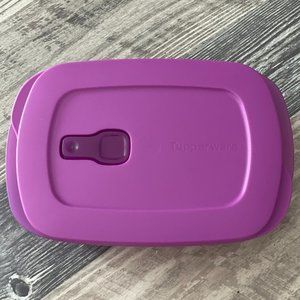 Tupperware 4-Cup Crystal Wave Plus Container 7363A-5, Vent Lid 7366A-2 -Purple